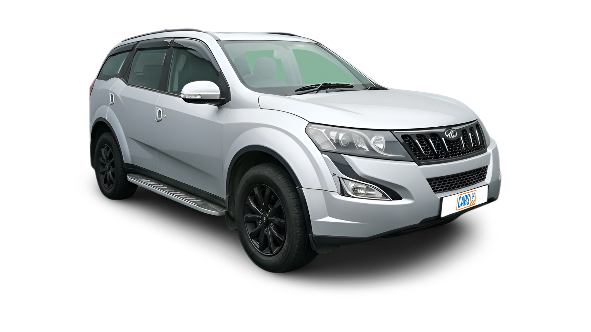 Mahindra XUV500-img